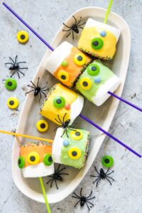 A fun and festive list of recipes to help you throw the best Halloween party! Some of our favorites are bloody red velvet poached pears, bourbon butterbeer, witchy caramel apples, oreo mummy pops, and halloween pizza potato skins!